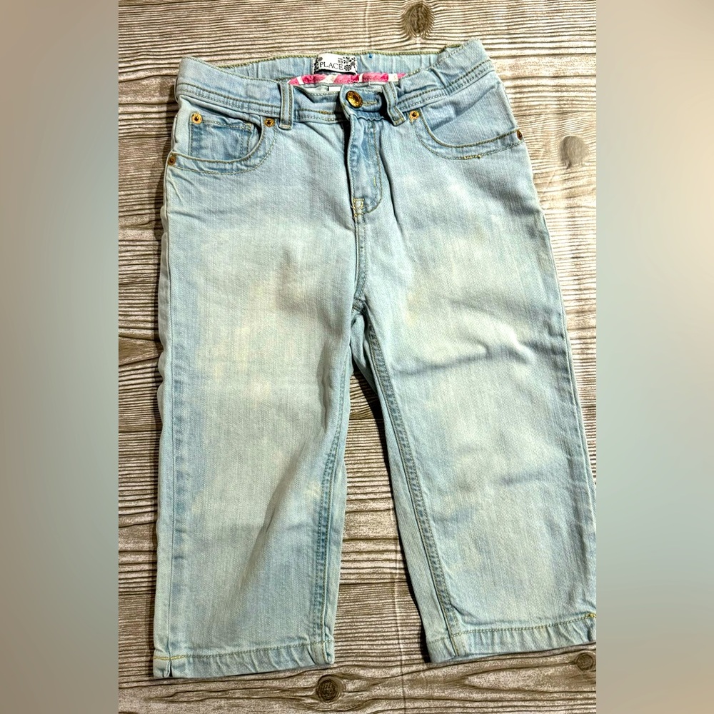 Capri jeans with adjustable waist. The Children’s place size 14.